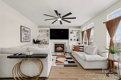 4132 Meadowview Hills Drive, Charlotte, NC 28269 - Photo 9