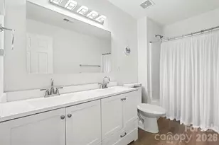 4132 Meadowview Hills Dr, Charlotte, NC 28269 - Photo 33