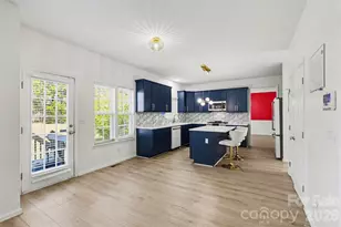 4132 Meadowview Hills Dr, Charlotte, NC 28269 - Photo 13