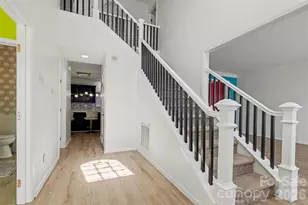 4132 Meadowview Hills Dr, Charlotte, NC 28269 - Photo 9