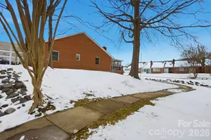 19816 Oak Leaf Cir, Cornelius, NC 28031 - Photo 45