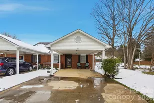 19816 Oak Leaf Cir, Cornelius, NC 28031 - Photo 5