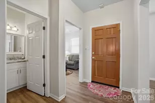 19816 Oak Leaf Cir, Cornelius, NC 28031 - Photo 7