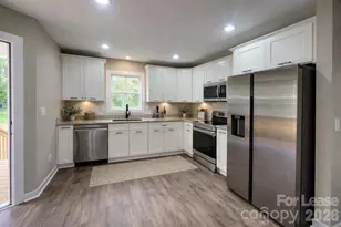 626 W Bell St, Statesville, NC 28677 - Photo 7