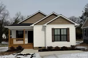 626 W Bell St, Statesville, NC 28677 - Photo 1