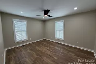 626 W Bell St, Statesville, NC 28677 - Photo 11