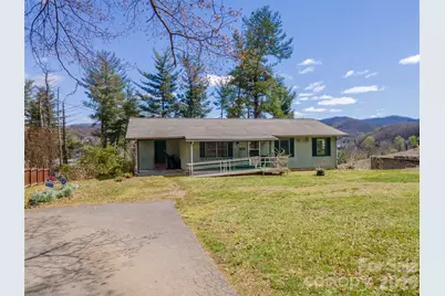 21 Queen Street, Sylva, NC 28779 - Photo 1