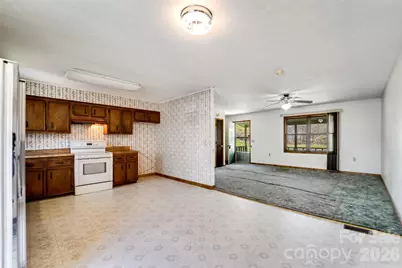 21 Queen Street, Sylva, NC 28779 - Photo 9