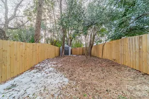 608 Ambassador St, Charlotte, NC 28208 - Photo 29