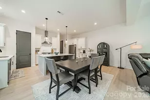 608 Ambassador St, Charlotte, NC 28208 - Photo 11