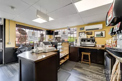 43 Phillips Street, Franklin, NC 28734 - Photo 7