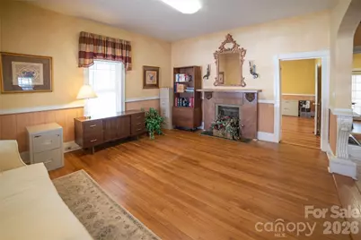 508 Mulberry Street SW, Lenoir, NC 28645 - Photo 5