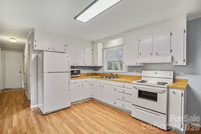 4720 Charlie Hipp Road, Charlotte, NC 28214 - Photo 11