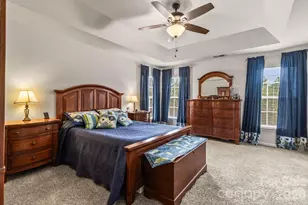 5715 Whitegate Ln, Charlotte, NC 28269 - Photo 17