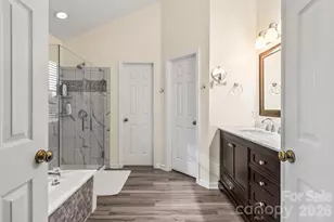 5715 Whitegate Ln, Charlotte, NC 28269 - Photo 19