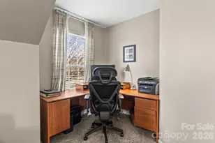 5715 Whitegate Ln, Charlotte, NC 28269 - Photo 29