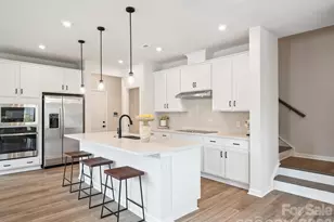 606 Webster Ln, Cramerton, NC 28032 - Photo 1