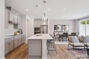 604 Webster Ln, Cramerton, NC 28032 - Photo 5