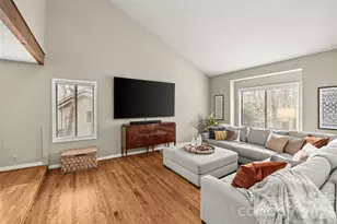 9562 Hunting Ct, Matthews, NC 28105 - Photo 7