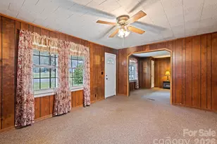 1124 Skyland Dr, Sylva, NC 28779 - Photo 9