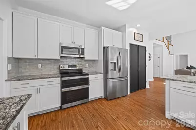 11112 Broken Brook Way, Tega Cay, SC 29708 - Photo 9