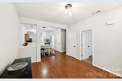 2731 Meadow Knoll Drive, Charlotte, NC 28269 - Photo 5