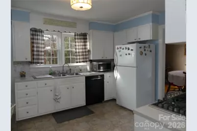 40 Forest Avenue, Granite Falls, NC 28630 - Photo 15