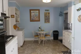 40 Forest Ave, Granite Falls, NC 28630 - Photo 13