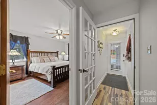 501 Woodfield Dr, Asheville, NC 28803 - Photo 5
