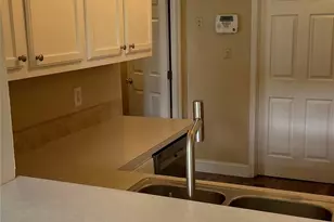 6912 Alanbrook Rd, Charlotte, NC 28215 - Photo 25