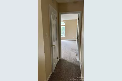 6912 Alanbrook Road, Charlotte, NC 28215 - Photo 31