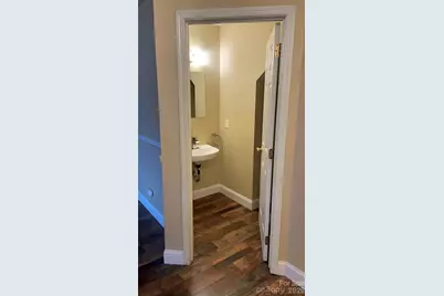 6912 Alanbrook Road, Charlotte, NC 28215 - Photo 15