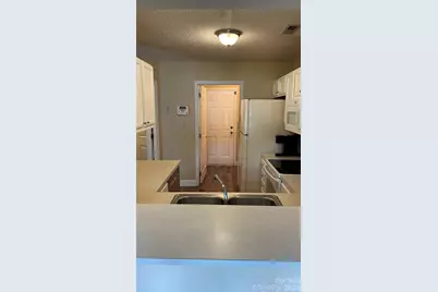 6912 Alanbrook Road, Charlotte, NC 28215 - Photo 9