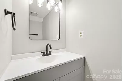 6227 Windsor Gate Lane, Charlotte, NC 28215 - Photo 9