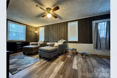 1130 27th Avenue NE, Hickory, NC 28601 - Photo 7