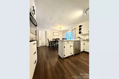 1130 27th Avenue NE, Hickory, NC 28601 - Photo 15