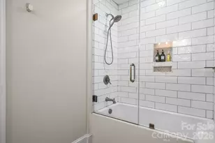 530 7th St NW, Hickory, NC 28601 - Photo 21