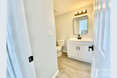 9428 White Cedar Court, Charlotte, NC 28213 - Photo 15