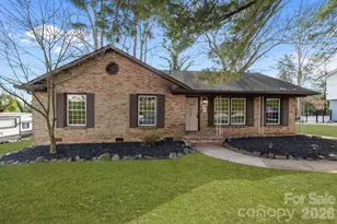 7101 Woodstock Dr, Charlotte, NC 28210 - Photo 1