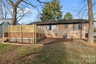 7101 Woodstock Dr, Charlotte, NC 28210 - Photo 27