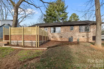 7101 Woodstock Drive, Charlotte, NC 28210 - Photo 27