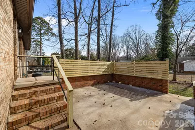 7101 Woodstock Drive, Charlotte, NC 28210 - Photo 25