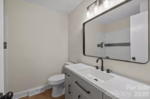 7101 Woodstock Dr, Charlotte, NC 28210 - Photo 23