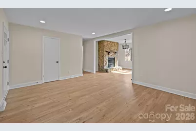 7101 Woodstock Drive, Charlotte, NC 28210 - Photo 5