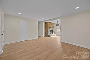 7101 Woodstock Dr, Charlotte, NC 28210 - Photo 5