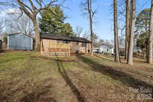 7101 Woodstock Dr, Charlotte, NC 28210 - Photo 29