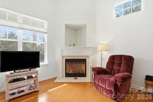 1038 Kensrowe Ln, Matthews, NC 28104 - Photo 9