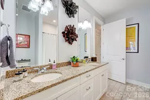 230 S Tryon St, Charlotte, NC 28202 - Photo 25