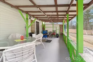 1914 Sloan Dr, Charlotte, NC 28208 - Photo 23