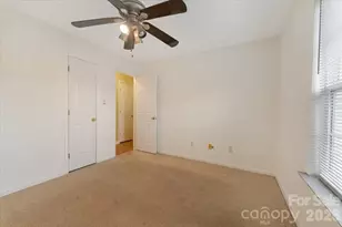 1914 Sloan Dr, Charlotte, NC 28208 - Photo 17